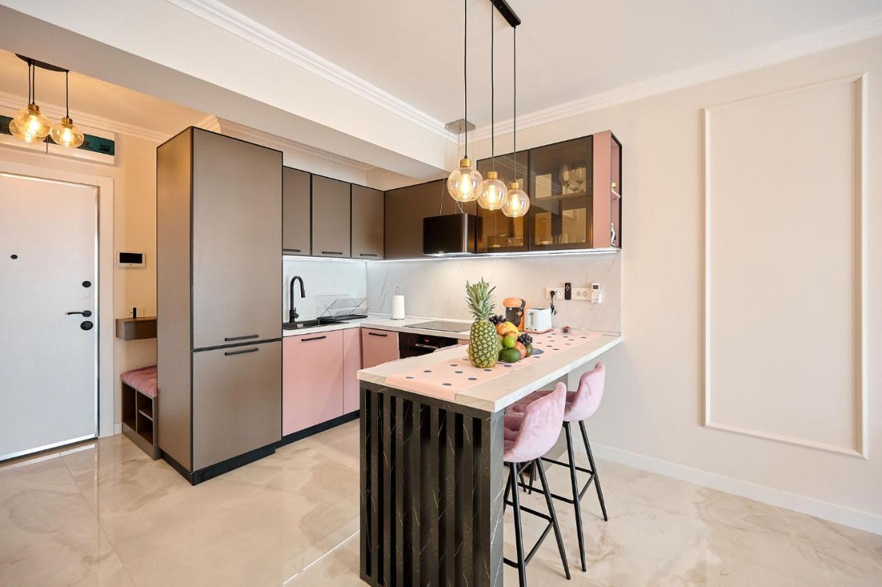 Wave N' Sea Apartment In Infinity Beach Resort - Parking 마마이아 외부 사진
