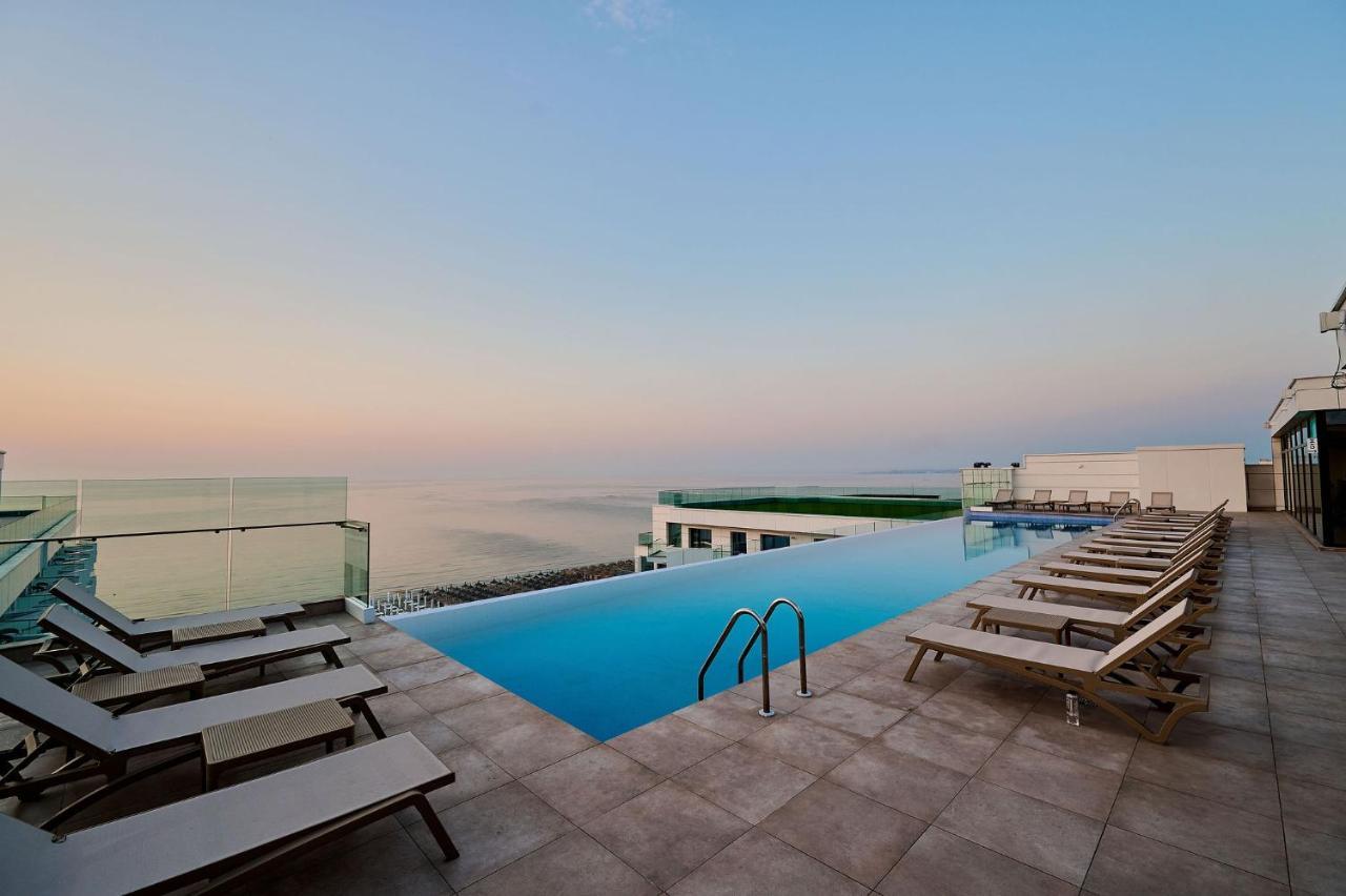 Wave N' Sea Apartment In Infinity Beach Resort - Parking 마마이아 외부 사진