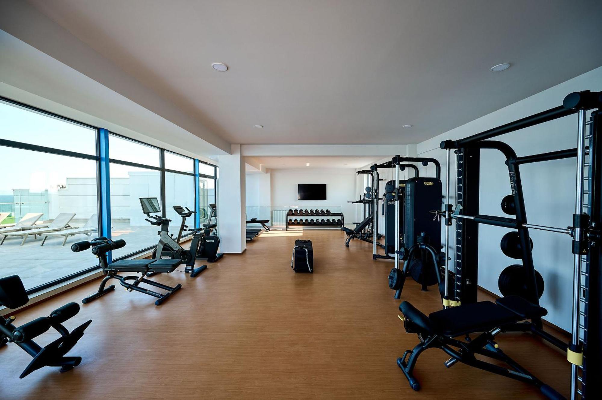 Wave N' Sea Apartment In Infinity Beach Resort - Parking 마마이아 외부 사진